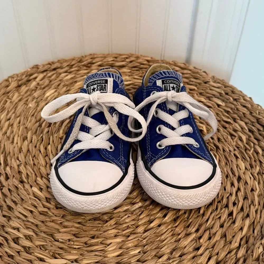 Converse Kids Classic Blue Sneakers - 7